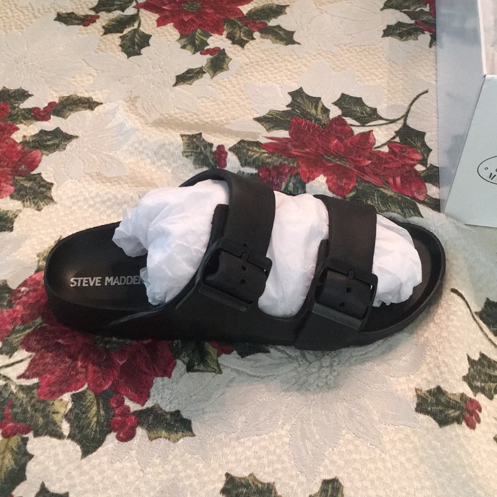 Steve Madden rubber sandals. Never worn.